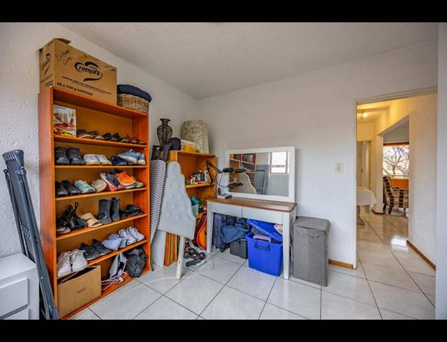 2 BEDROOM APARTMENT FOR SALE IN WATERKLOOF RIDGE